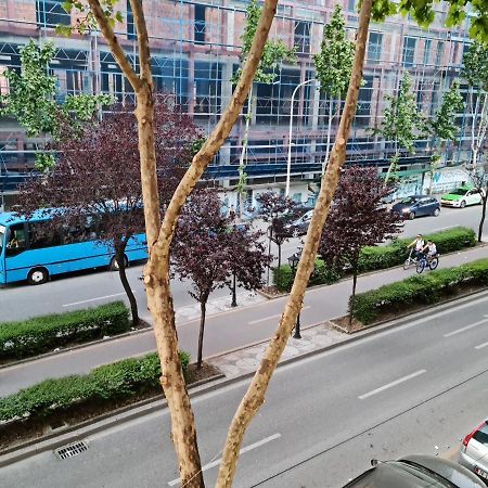 Apartmán 2V1 - 21 Dhjetori Am Tirana Exteriér fotografie